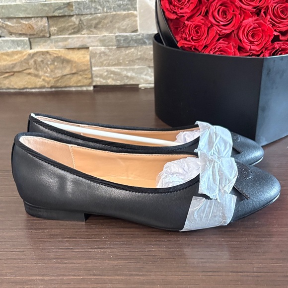Elegant Black Women's Shoes with Bow Detail - Picture 3 of 4